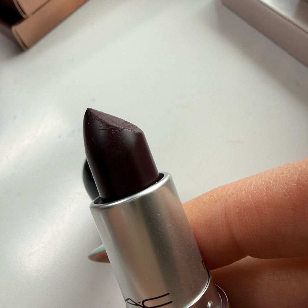 MAC Cosmetics Cyber Lipstick Swatched no box